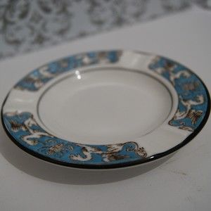 VTG Wedgwood Florentine Set Turquoise Personal Ashtrays Gryphon Bone China W2614